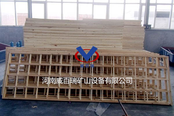 直线筛木网架
